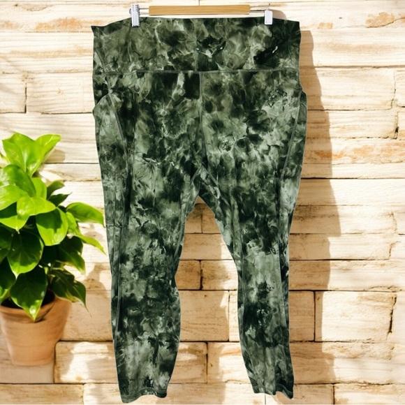 LuLuLemon Align 25” High Rise Diamond Dye Leggings Light Sage Medium Olive 20 - Picture 4 of 11